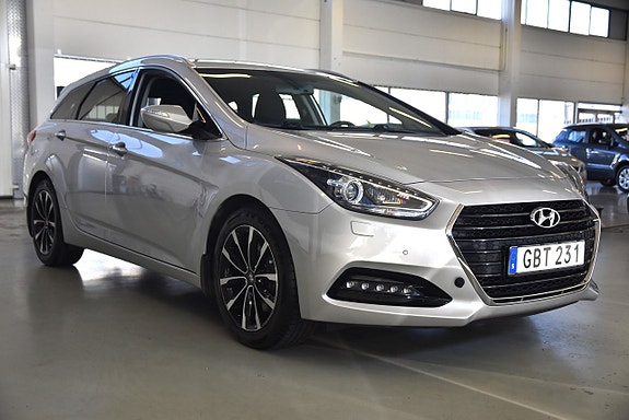 Hyundai i40 2 of 15