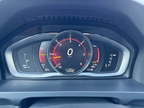 Volvo V60 Cross Country 21 of 22