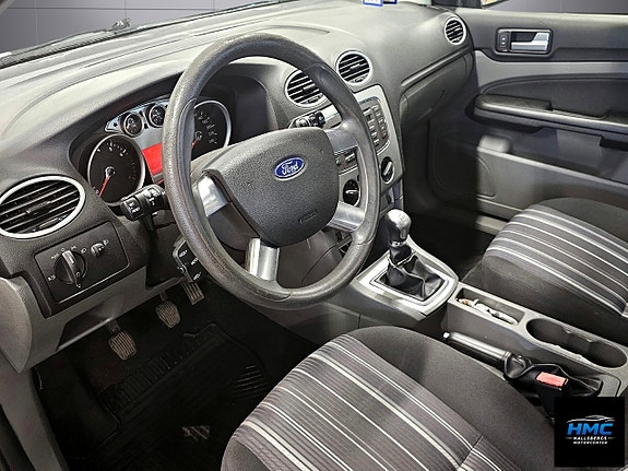 Ford Focus 7 of 9