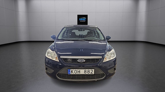 Ford Focus 2 of 9