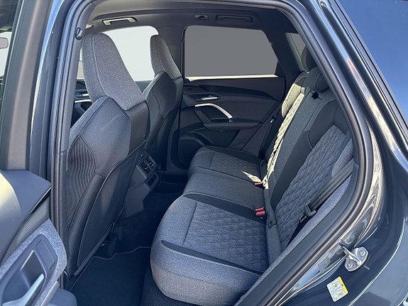 Audi Q5 9 of 12