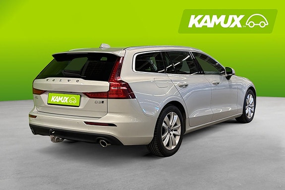 Volvo V60 4 of 26
