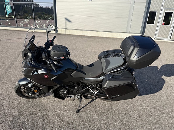 Honda NT1100 D 735 mil - Köp Online 11 of 12