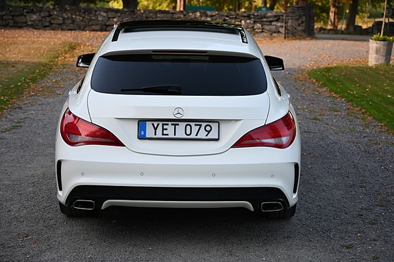 Mercedes-Benz CLA200 16 of 18