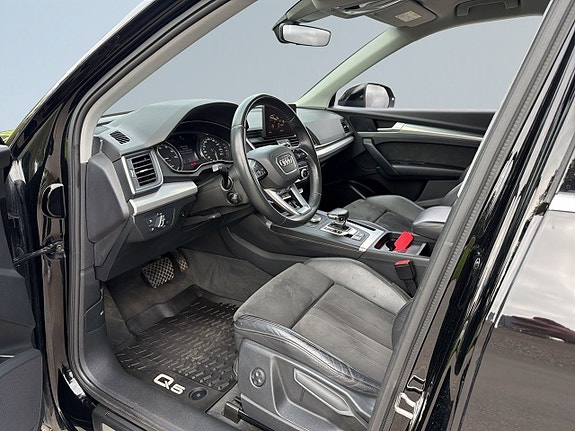 Audi Q5 7 of 18
