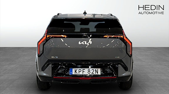 Kia EV3 7 of 9