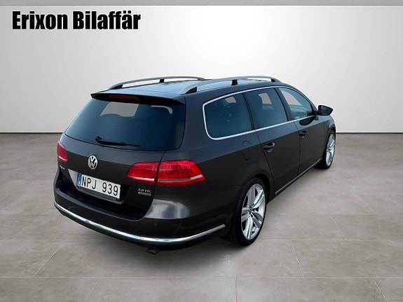 Volkswagen Passat 5 of 30