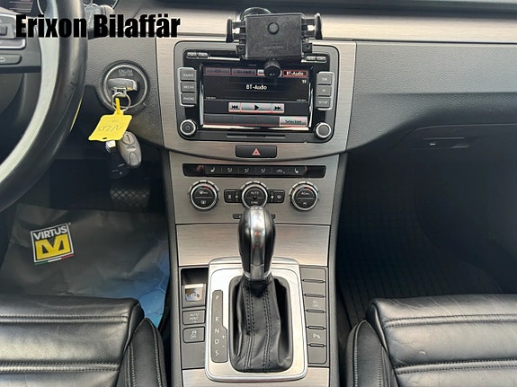 Volkswagen Passat 26 of 30
