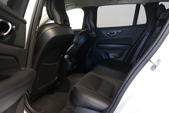 Volvo V60 9 of 11