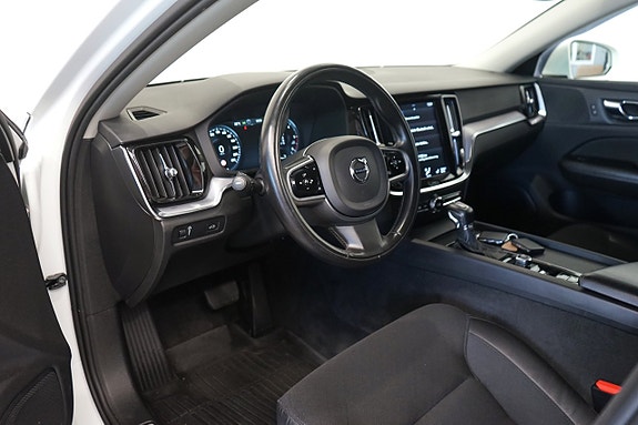 Volvo V60 8 of 11