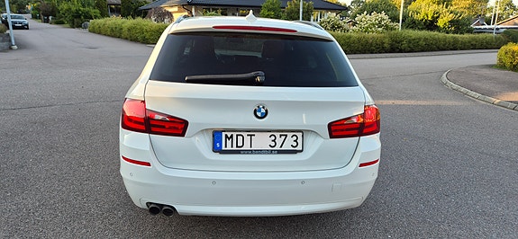 BMW 520d 3 of 13