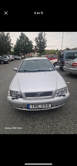Volvo S40 3 of 5