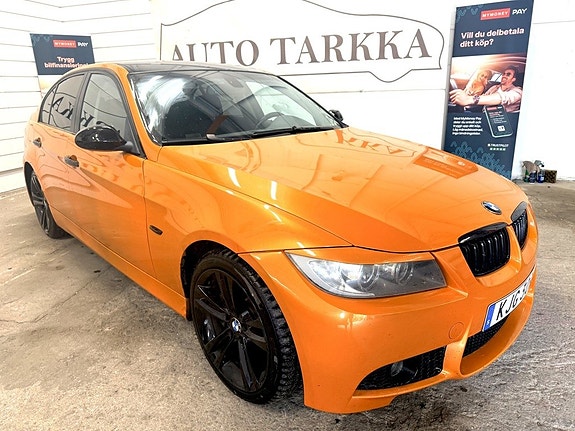 BMW 330xd 3 of 12