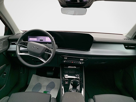 Audi Q3 8 of 12