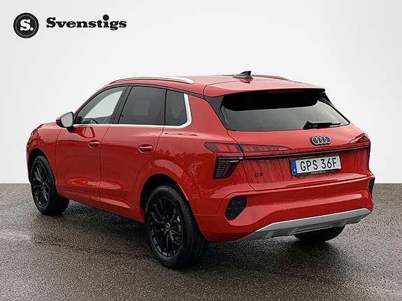 Audi Q3 6 of 12