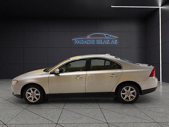 Volvo S80 2 of 27