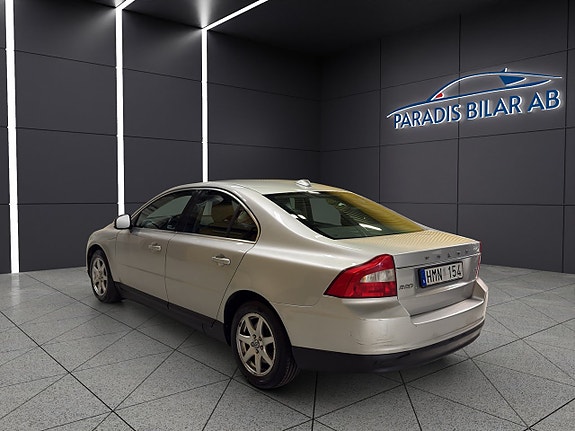 Volvo S80 3 of 27