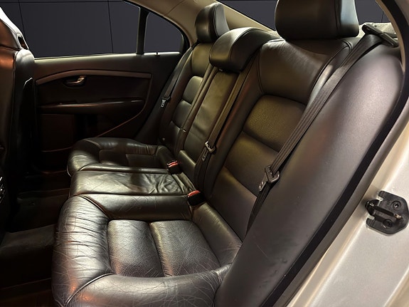 Volvo S80 18 of 27