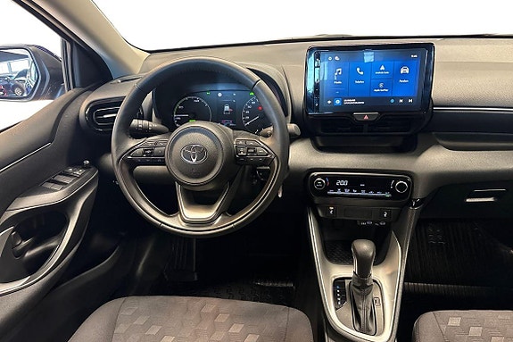 Toyota Yaris 11 of 21