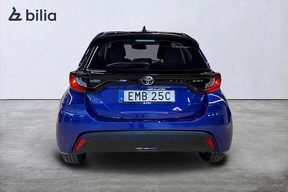 Toyota Yaris 5 of 21