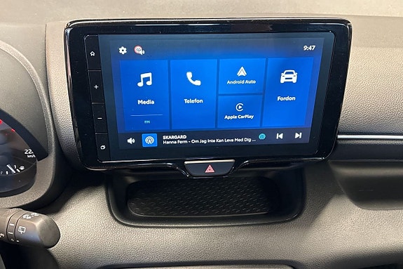 Toyota Yaris 15 of 21