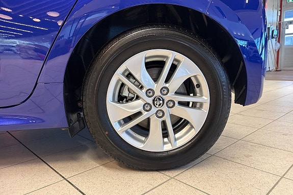 Toyota Yaris 17 of 21