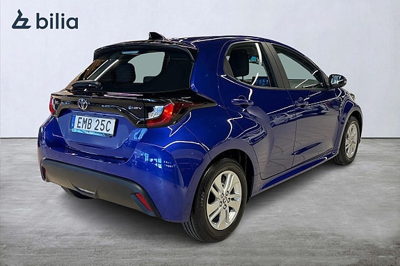 Toyota Yaris 19 of 21