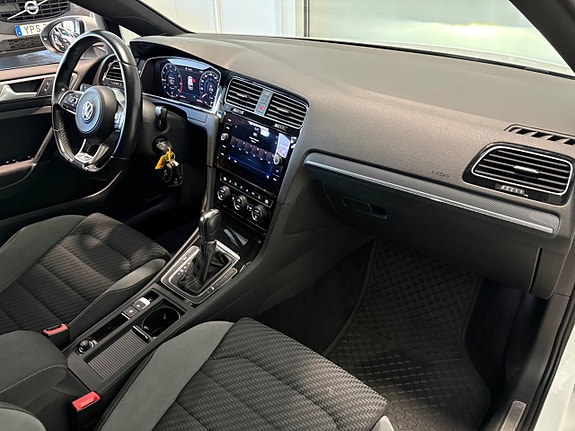 Volkswagen Golf I 11 of 20
