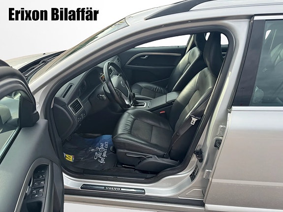 Volvo V70 15 of 30