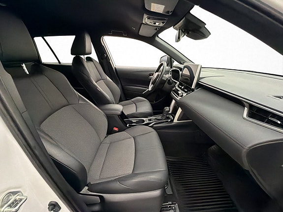 Toyota Corolla Cross 27 of 30