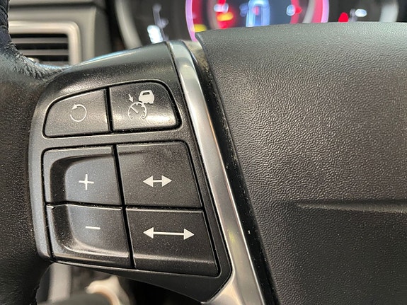 Volvo XC70 13 of 17
