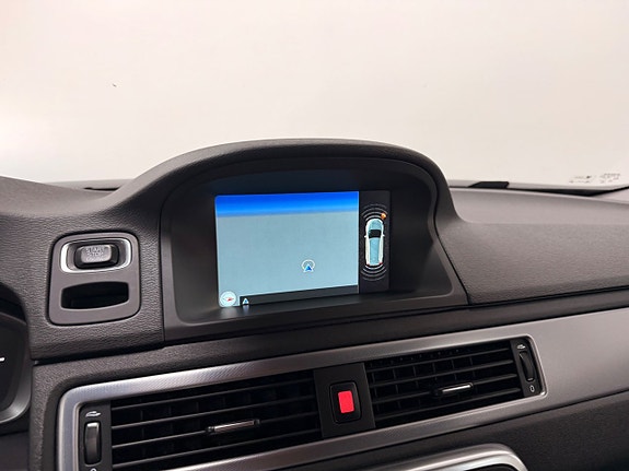 Volvo XC70 21 of 29