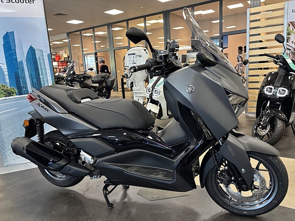 Yamaha XMAX 300 TECH MAX+