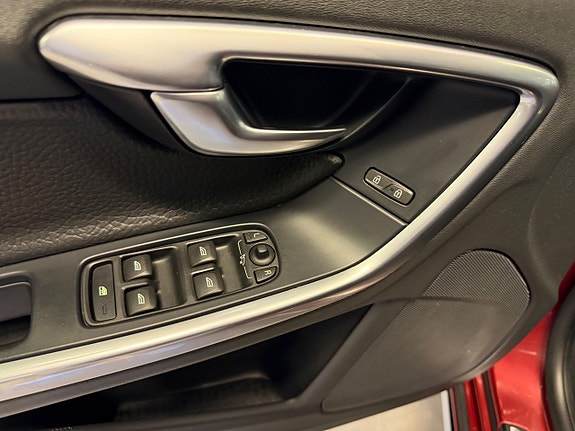 Volvo S60 10 of 25