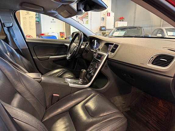 Volvo S60 20 of 25