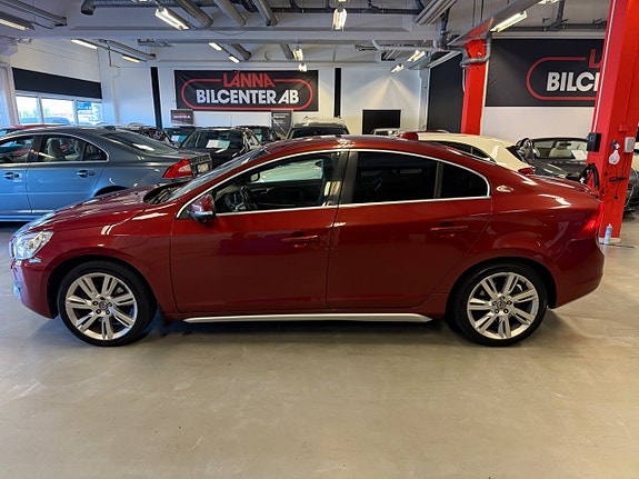 Volvo S60 8 of 25