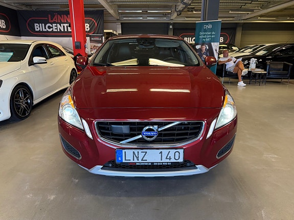 Volvo S60 3 of 25