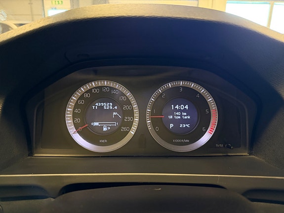 Volvo S60 12 of 25