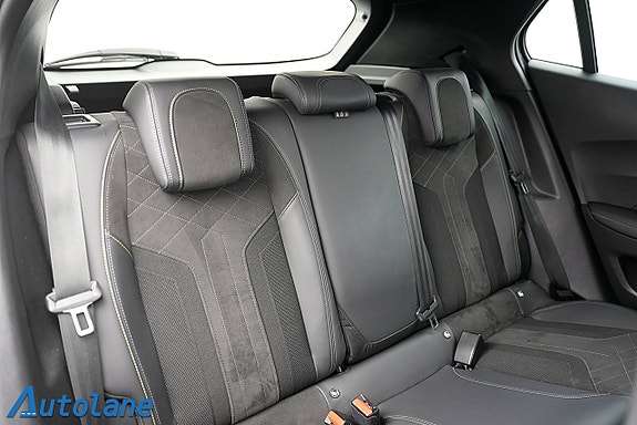 Peugeot 2008 28 of 29