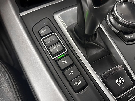 BMW X5 13 of 19