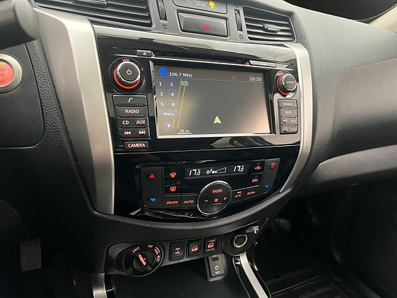 Nissan Navara 30 of 30