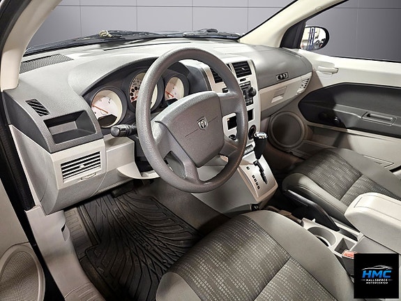 Dodge Caliber 6 of 9