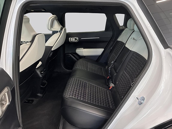 Kia EV4 10 of 30