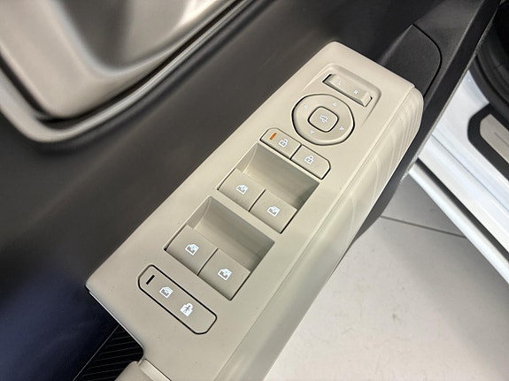 Kia EV4 28 of 30