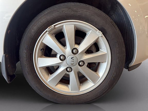 Kia Picanto 21 of 22