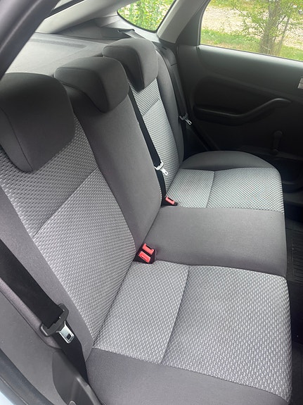 Ford Focus 13 of 14
