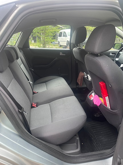 Ford Focus 12 of 14