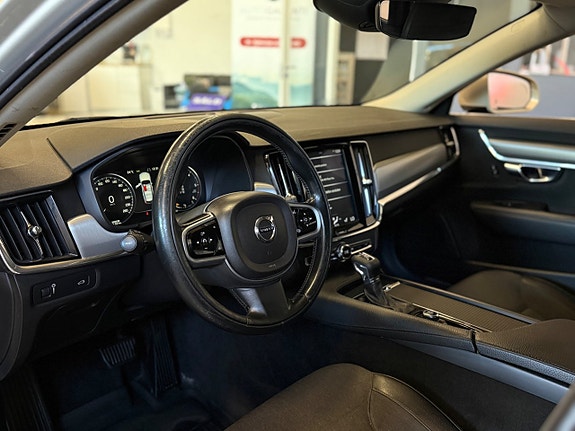 Volvo V90 9 of 23