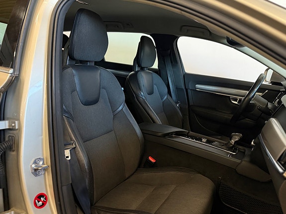 Volvo V90 13 of 23
