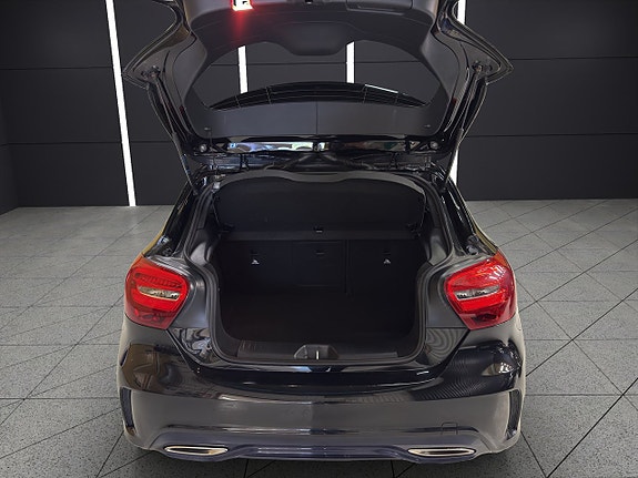 Mercedes-Benz A180 17 of 30